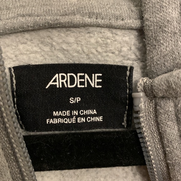 ARDENE Crop Zip-Up Hoodie - Picture 2 of 3
